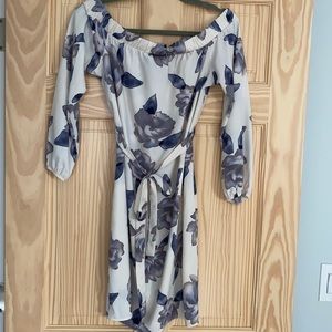 BLVD printed off shoulder dress size medium